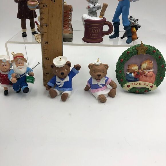 Vintage Lot of 8 Hallmark Keepsake Ornaments 1990s Christmas Tree Decorations - Picture 7 of 7
